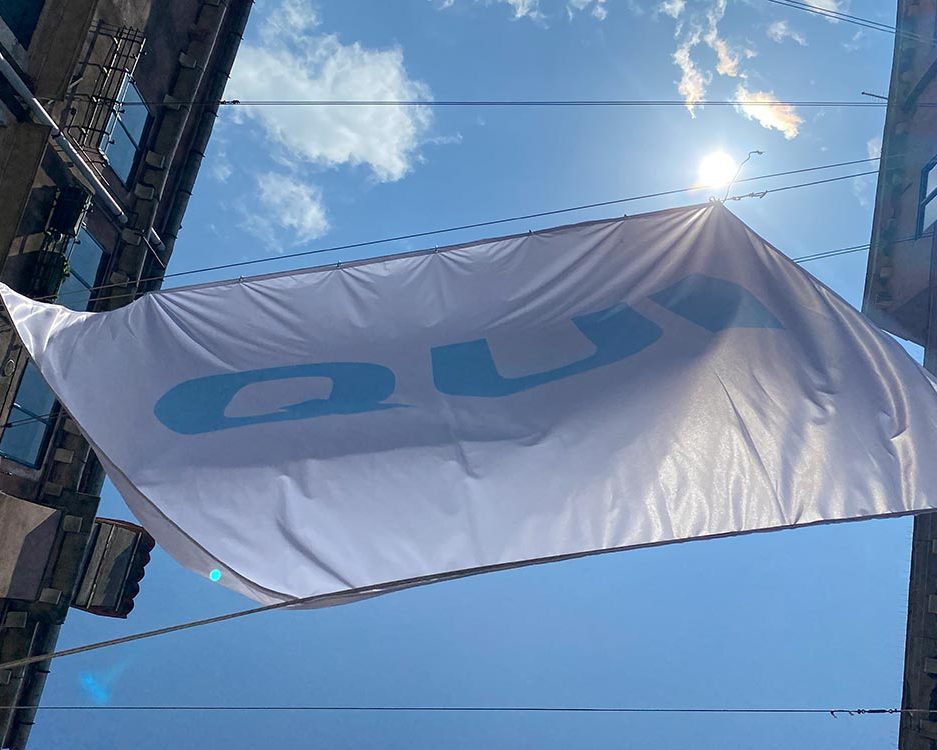 QUI_9990_W